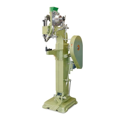 Koude het Aluminiumklinknagel die van de Smeedstuk Hoge Nauwkeurigheid Machine maken