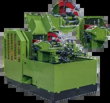 Automatische machine voor het maken van industriële blauwe klinkers met verfcoating