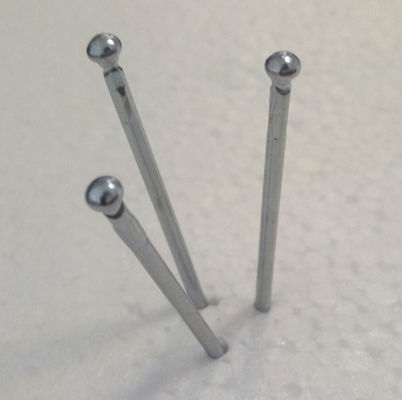 Hoog-nauwkeurigheids Blinde Klinknagel die Machine voor Doorn het Maken maken