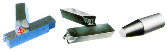 Gereedschap voor het maken van nagels van wolfraamcarbide