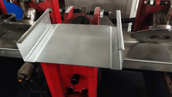 Het Verwisselbare Broodje die van C/Z Purlin Machine vormen