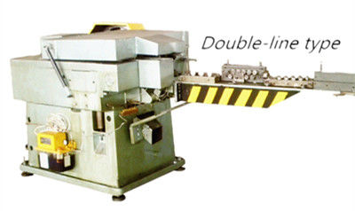 Z94-2.5D Spijker die van de hoge snelheids de Dubbele Draad Machine met Goede Kwaliteit en Snelle Productie maken