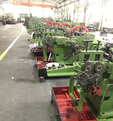 Machine van de klinknagel de Koude Rubriek, Twee Matrijs Vier Slagtype