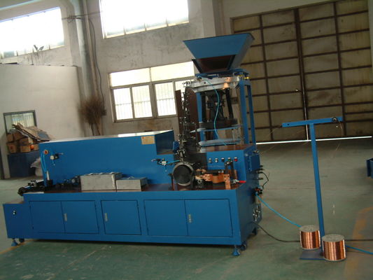 De Spijkersorteermachine van het roldakwerk